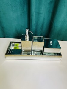 Zestaw pojemników Glamour do łazienki  złoty  