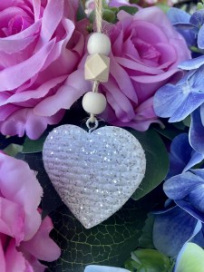 Zawieszka serduszko  16
