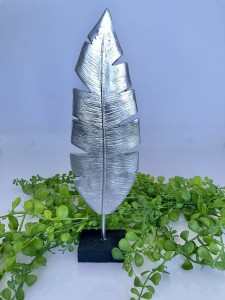 Figurka liść 35