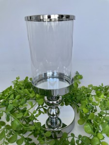 Świecznik srebrny 27