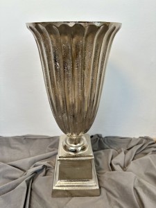 Donica/wazon postarzałe srebro 68