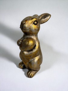 Zając  ceramiczny postarzałe złoto 31
