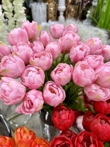 Tulipan silikonowy pudrowy róż premium 42