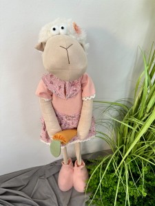 Owieczka  różowa   na teleskopie 100