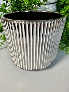 Osłonka biało-srebrna 17