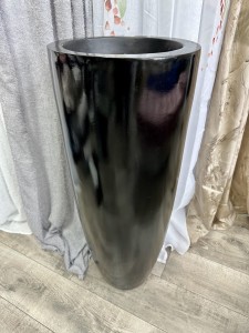 Donica czarna połysk 92 