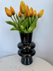 Wazon szklany  czarny  20