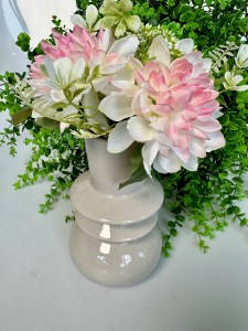 Wazon ceramiczny  beżowy  20  