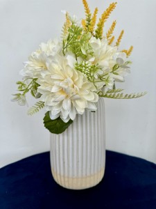 Wazon ceramiczny  beżowy  23