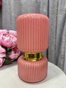 Wazon różowo-złoty 26