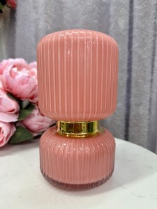 Wazon różowo-złoty 21