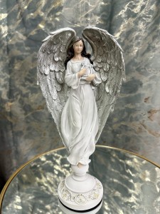 Anioł biało-srebrny z harfą 31