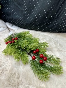 Gałązka świąteczna zielono-czerwona 65