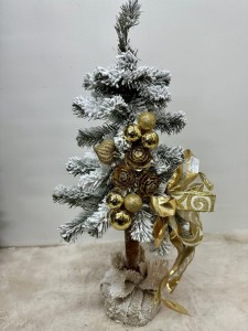 Choinka na pniu z dekorem 65