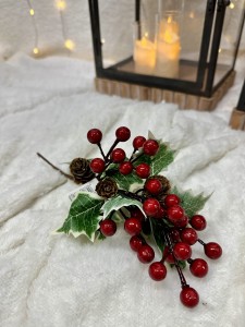 Gałązka świąteczna zielono-czerwona 25