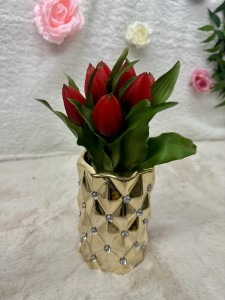 Bukiet tulipanów czerwonych  30