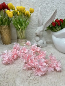 Gałązka wiśni różowa 90