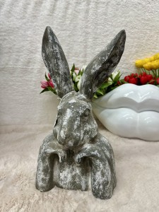 Popiersie zająca szaro-białe 48