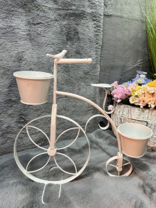 Rower metalowy biały  z osłonkami 48