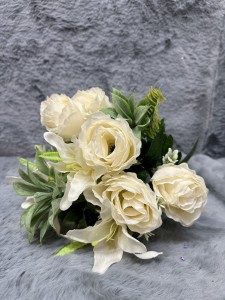 Bukiet róży biały 48  