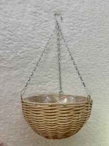 Donica beżowa wisząca kosz wiklinowy  
