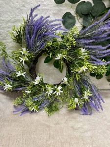 Wianek z lawendą 45
