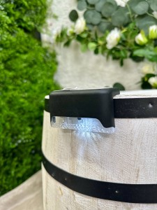 Led  solarny schodowy  8