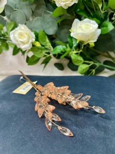 Gałązka różowa  z kryształkami 26 