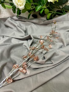 Gałązka srebrna z różowymi kryształkami 76