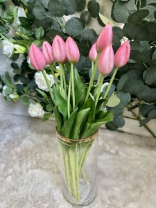 Tulipan gumowy brudny róż 45