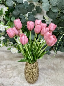 Tulipan gumowy brudny róż  40