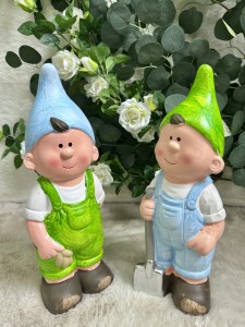 Chłopiec z kwiatem lub łopatą mix 39