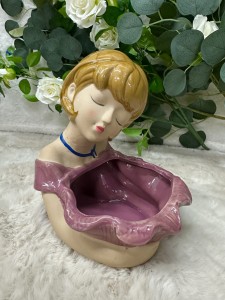 Osłonka głowa kobiety 22