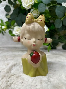 Osłonka głowa kobiety 17