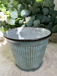 Osłonka metalowa 21 