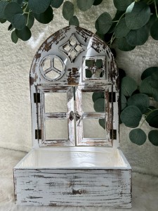 Okiennica biało-brązowa 44