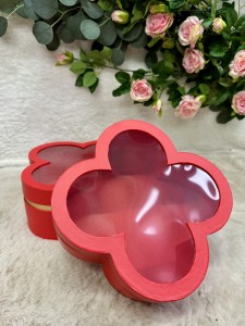 Zestaw pudełek dekoracyjnych czerwonych