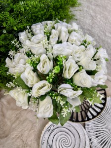 Bukiet róż biały   36   