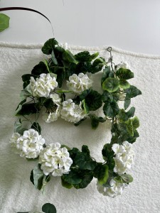 Girlanda pelargonia biała 170 