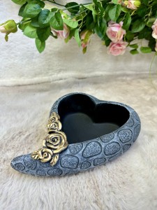 Osłonka betonowa serce 6