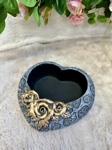 Osłonka betonowa serce 