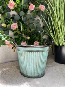 Osłonka metalowa 22 