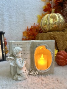 Anioł ze świecą led 17