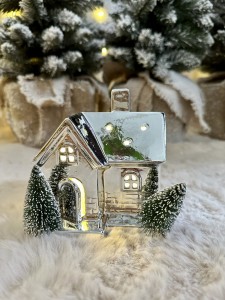 Domek srebrny LED 12