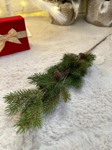 Gałązka ciemno zielona 65 