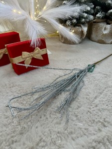 Gałązka srebrna  74