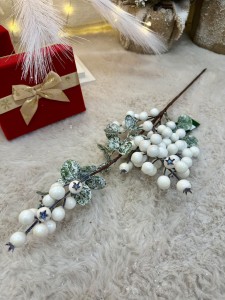 Gałązka świąteczna biała 62