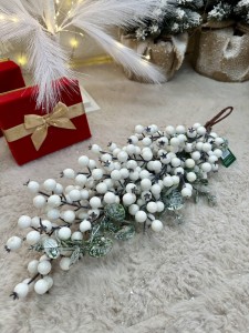 Gałązka świąteczna biała 55