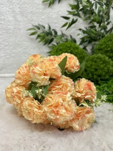 Bukiet goździków brzoskwiniowych 40 