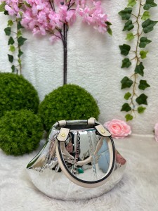 Wazon torebka srebrna 17 